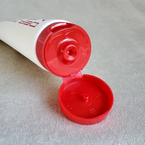 🆕️ DERMELECT Award Winning Timeless Anti-Aging Daily Hand Treatment - Picture 4 of 9